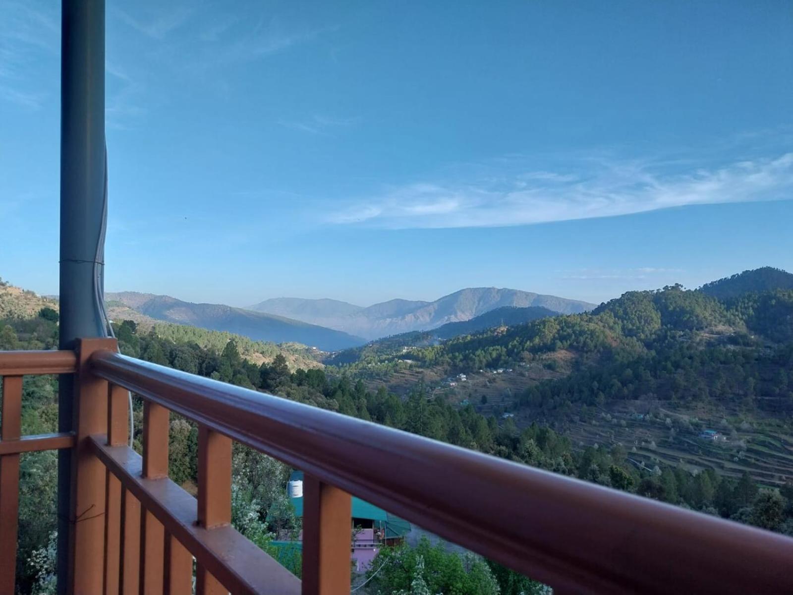 Anmol Paradise Hotel Mukteshwar Buitenkant foto